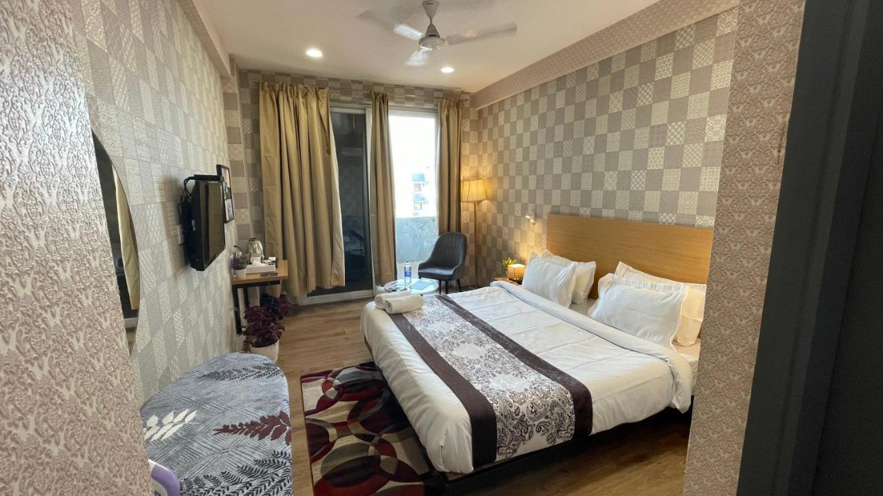 Saltstayz Studio Apartment - Near Artemis & Medanta Hospital Gurgaon Luaran gambar